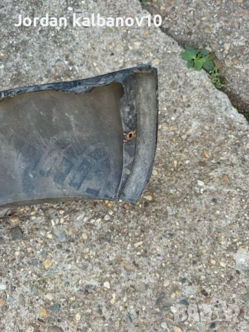 Долен споилер(мустак) на предна броня на Фолксваген Vw Golf 4 IV само за 20Eur. 1j0805903b, снимка 4 - Части - 53305385