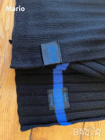 Versace вълнен шал, снимка 3 - Шалове - 47782264