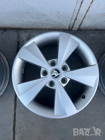 Skoda OEM 16”, снимка 8 - Гуми и джанти - 52004492