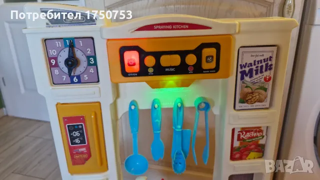 Детска кухня с аксесоари и звуци, снимка 10 - Играчки за стая - 47640023