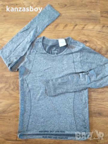 NIKE DRI-FIT KNIT SHORT-SLEEVE - страхотна дамска блуза, снимка 7 - Блузи с дълъг ръкав и пуловери - 31928407