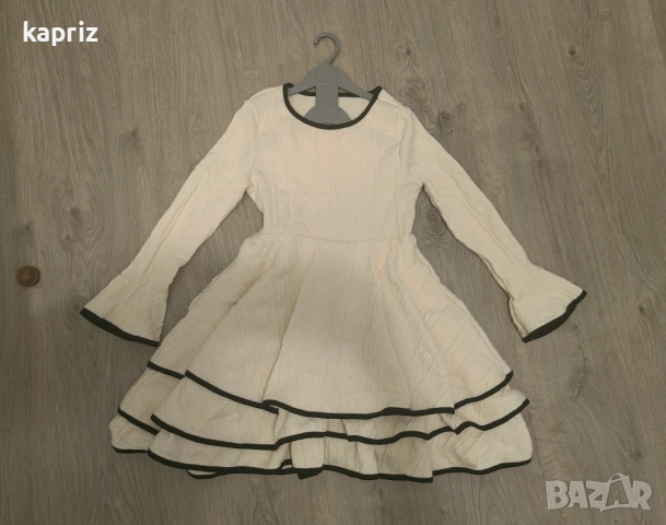 Нова плетена рокля размер 134, цена 20 лв , цена, снимка 2 - Детски рокли и поли - 52704079