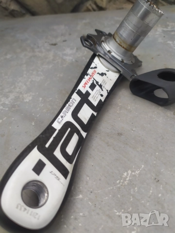 Десен карбонов курбел Specialized S-Works Fact, снимка 5 - Велосипеди - 52087600