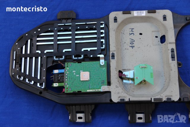 Антена Mercedes ML W164 (2005-2011г.) A 251 820 22 75 / A2518202275, снимка 2 - Части - 37549149