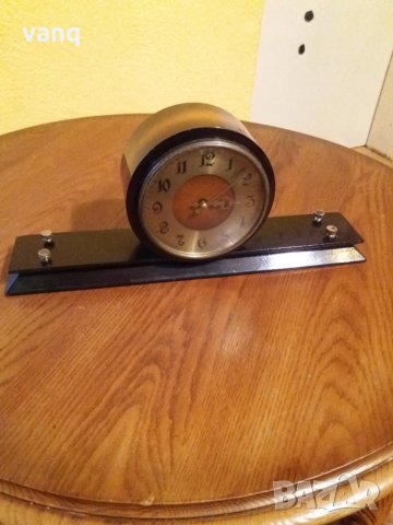 Настолун часовник ВЕСНА, снимка 1 - Антикварни и старинни предмети - 31235074