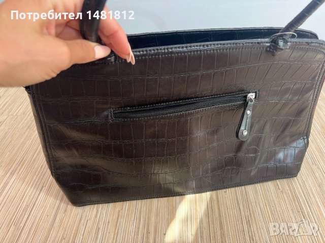 Дамска чанта , снимка 2 - Чанти - 42919096