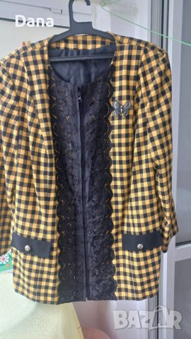 Дамско сако, снимка 2 - Сака - 38084199
