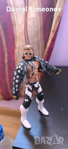 Продавам кеч фигурки 