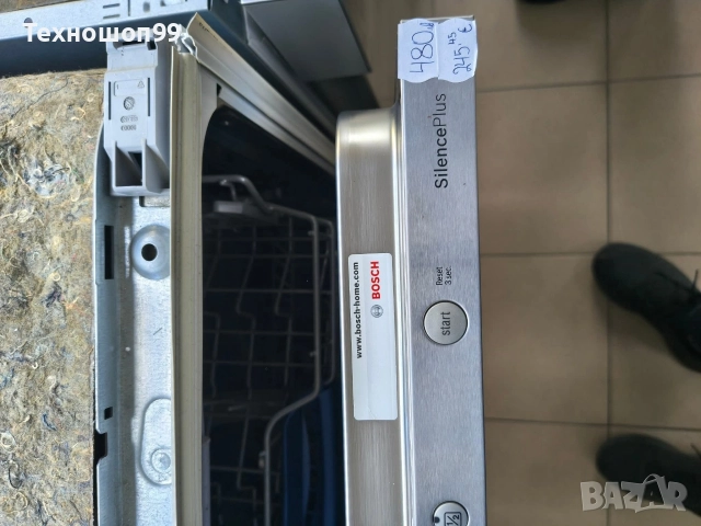 Съдомиялна машина Bosch 60см за вграждане, снимка 2 - Съдомиялни - 52752199