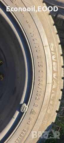 Зимни гуми с джанти Мерцедес Вито бусови, снимка 4 - Гуми и джанти - 35187589