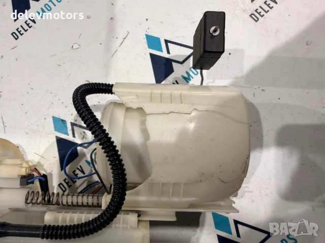 77020-02472 бензинова горивна помпа в резервоара от Toyota Auris Touring Sports 1.6 VVT-i, 2019, снимка 3 - Части - 52579180