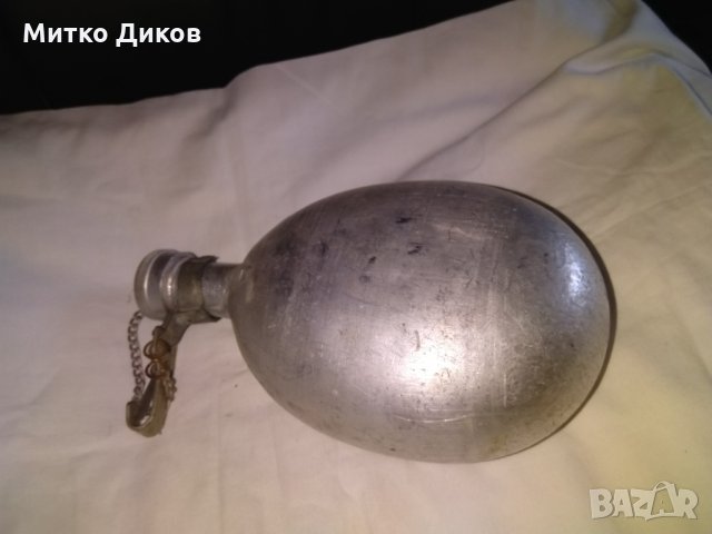 Манерка военна алуминиева от соца със синджирче и карабинка 1л, снимка 2 - Колекции - 30737109