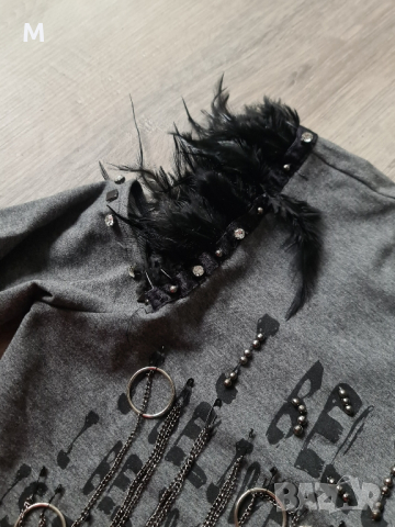 НОВА сива рокля с естествени пера на намаление , снимка 2 - Рокли - 44582025