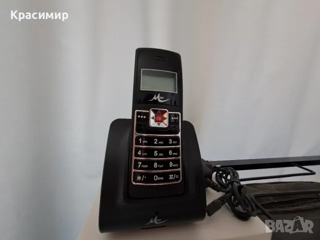 Телефон със СИМ карта от Мтел