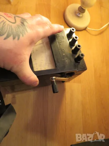 Мегаомметър, мегер, измерител съпротивление на изолация с генератор до 2500V - качество и прецизност, снимка 5 - Друга електроника - 49633499