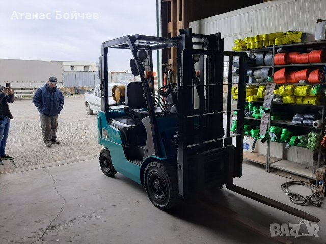 газокар нисан 1500 кг. 2010 г . 4 бр нови гуми , снимка 4 - Индустриална техника - 32107065