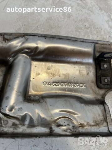 Капак на термозащитен щит  за Mercedes ML W164 (2007) A6290180824 , снимка 3 - Части - 54157808