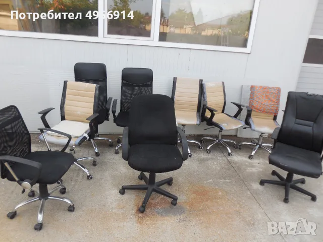Продавам тези въртящи столове на колелца и за бар, снимка 9 - Столове - 56184410