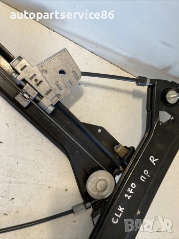 Регулатор на стъкло предна дясна врата за Mercedes CLK W209 270 CDI (2005) , снимка 2 - Части - 53999186