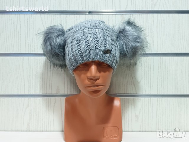Нова зимна дамска шапка с 2 помпона/пуха Силвър стар, снимка 5 - Шапки - 30844325