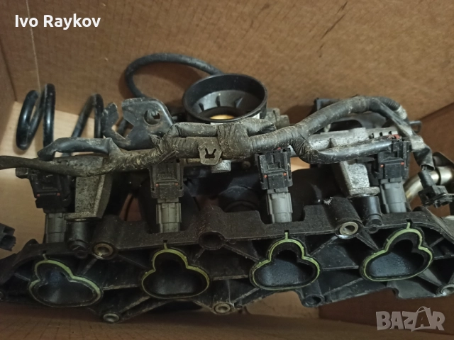 Всмукателен Колектор за Ford Maverick , Mazda Tribute , 2.0 бензин , 988F-9424-BE , снимка 3 - Части - 52497040