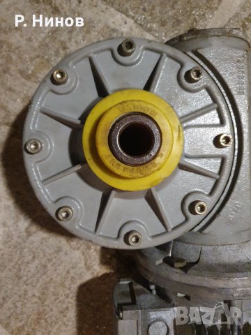 Монофазен ел.двигател с редуктор 14 оборота 1100 вата, снимка 2 - Електродвигатели - 31914293