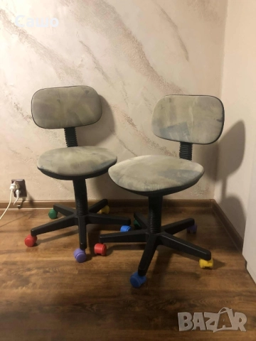 Детски столовете за бюро 