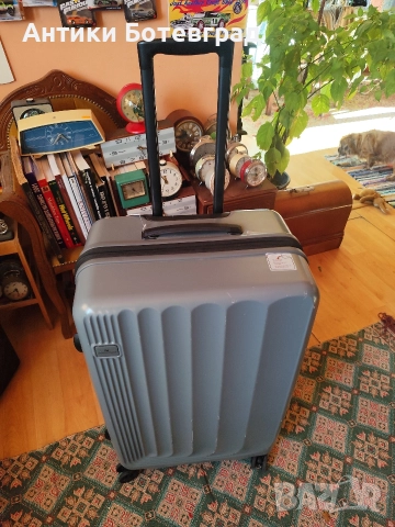 Нов куфар Passenger 77 л. Луксозен , снимка 3 - Куфари - 52735433