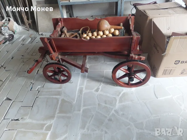 Каручка дървена, декоративна