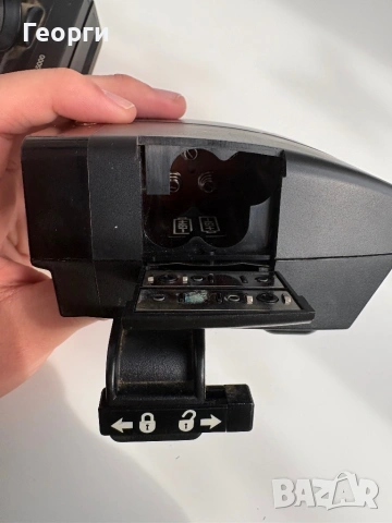 Polaroid PolaSonic AutoFocuc 5000 ( За Части ) , снимка 7 - Фотоапарати - 53922116
