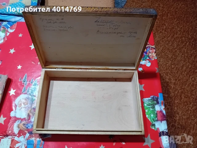 Антикварна дървена кутия , снимка 2 - Антикварни и старинни предмети - 50659313