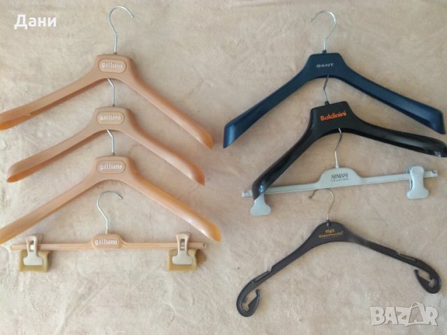 Закачалки Lanvin, Baldinini , John Galliano, Armani ,  Giambattista Valli, снимка 12 - Други - 31929816