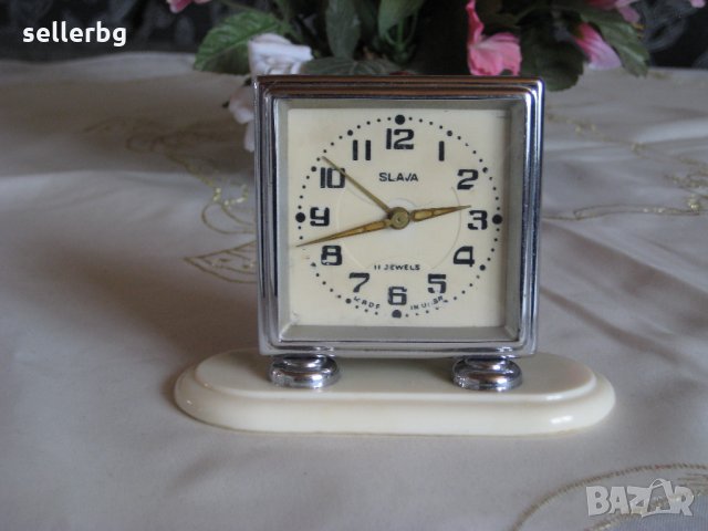 Часовници будилници СЛАВА работещи антики от СССР, снимка 8 - Други - 21056645