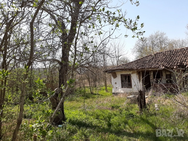 Продавам къща