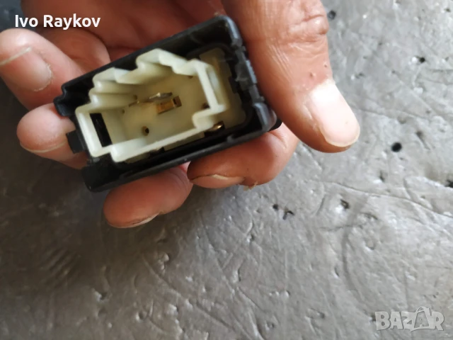 Бутон осветление табло за Ford Maverick 2.0 , 2003, снимка 2 - Части - 51140845