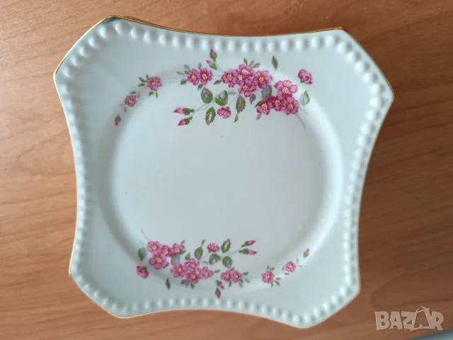 Изида, нов сервиз , снимка 2 - Сервизи - 56059670