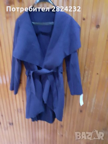 Преходно олекотено палто ново, снимка 1 - Палта, манта - 30517831