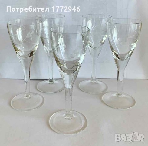 Кристални гравирани чаши на столче - 50 мл; 150 мл, снимка 8 - Чаши - 37487550
