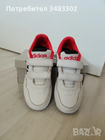 Маратонки Adidas , снимка 3 - Детски маратонки - 56329637