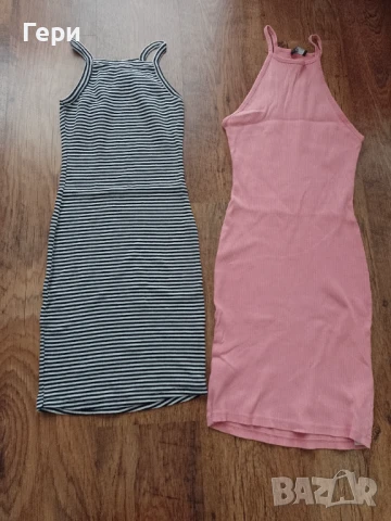 Две прави рокли , снимка 1