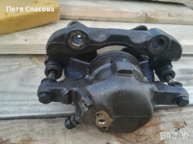 Vw Passat Wagon B3 2.0 1992 Преден десен спирачен апарат, снимка 3 - Части - 42765893