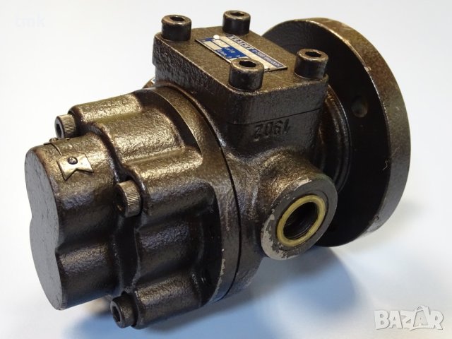 Хидравлична помпа KRACHT FMVZ 1/30 R 7DE1 Reduction Gear Oil Pump 13.6cm3, снимка 3 - Резервни части за машини - 42221658