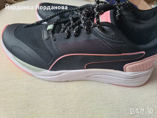 Дамски маратонки Puma, снимка 2 - Маратонки - 44337232