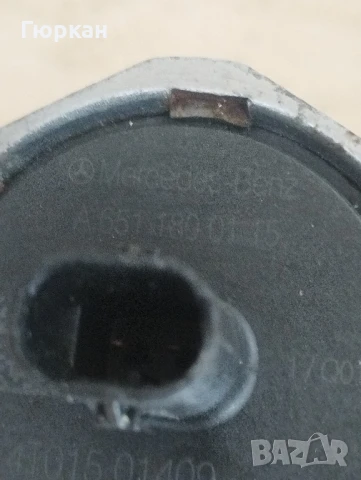 Mercedes Sprinter Сензор за Налягане на Маслото  A 651 180 01 15, снимка 2 - Части - 50705131