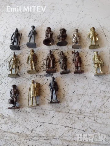 Метални фигури Киндер