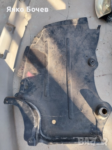 Продавам части за Audi a4 b6 комби, снимка 13 - Части - 51858707