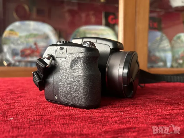 цифров фотоапарат Sony Cyber-shot DSC-H9, снимка 4 - Фотоапарати - 56116877