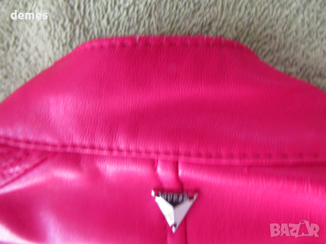 Червено кожено яке GUESS размер L, снимка 9 - Якета - 52592484