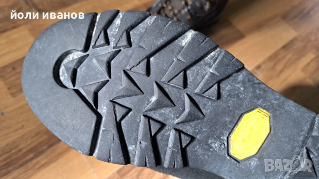 GARMONT-трекинг обувки 40 номер,vibram подметка,унисекс, снимка 8 - Ежедневни обувки - 52276381