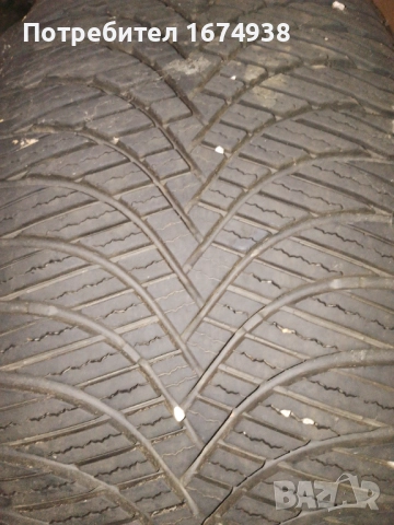 Продават се два броя зимни гуми 235 45 17, снимка 3 - Гуми и джанти - 52787150